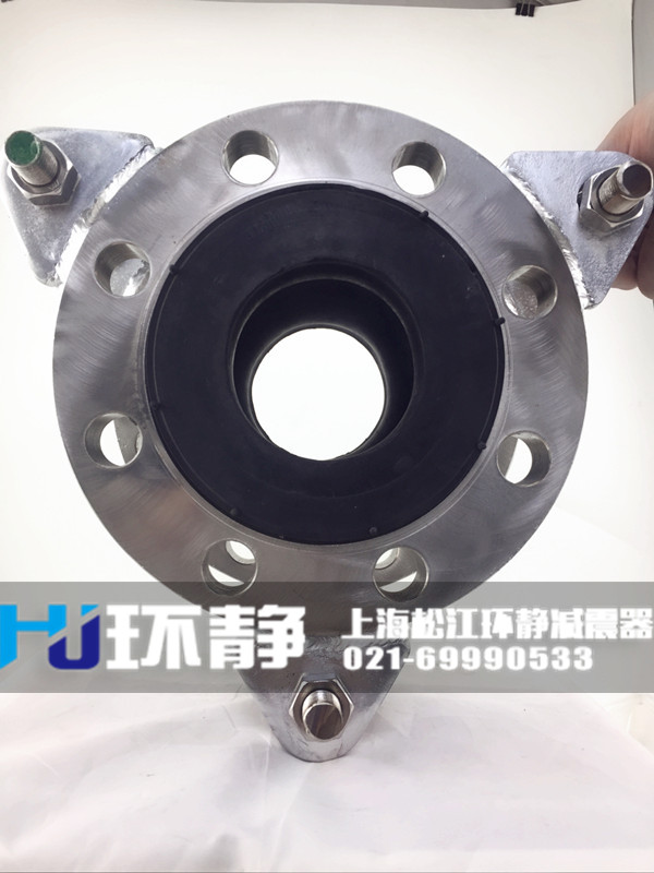 限位不銹鋼<a href=http://m.003572.cn/products/xiangjiaojietou/danqiu target=_blank class=infotextkey>單球體<a href=http://m.003572.cn target=_blank class=infotextkey>橡膠接頭</a></a>安裝實圖
